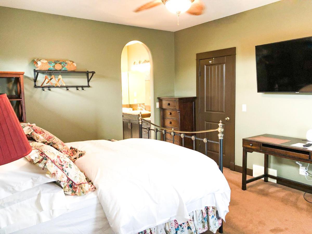 Wolf Creek Bed And Breakfast Ponoka Eksteriør bilde